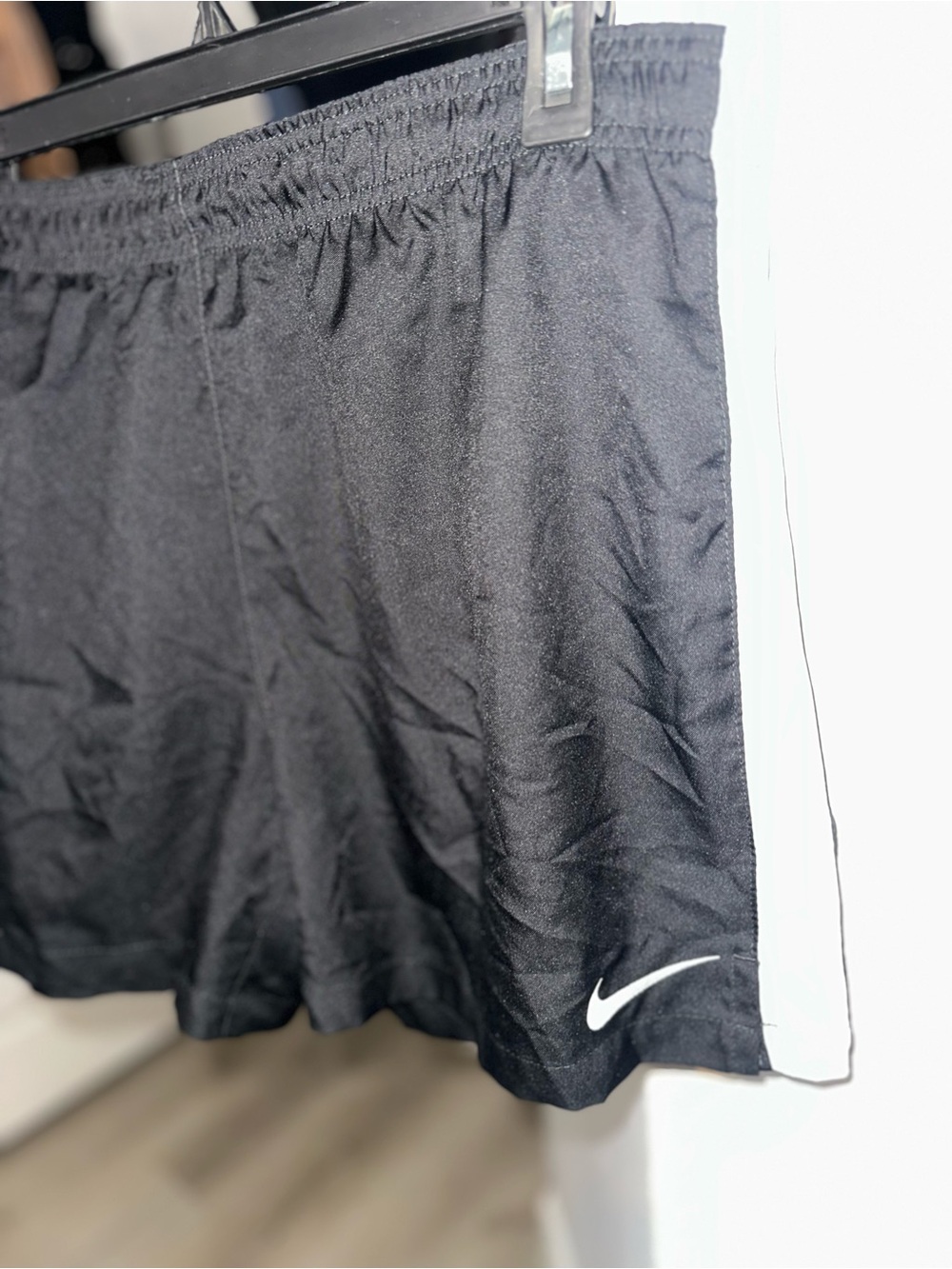Nike Men’s Black Athletic Shorts with White Side Panel